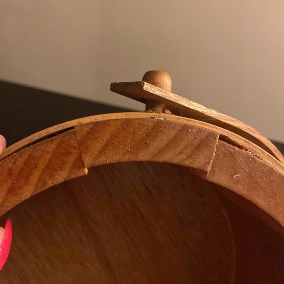 Vintage wood barrel ice bucket with cover - Picture 12 of 16